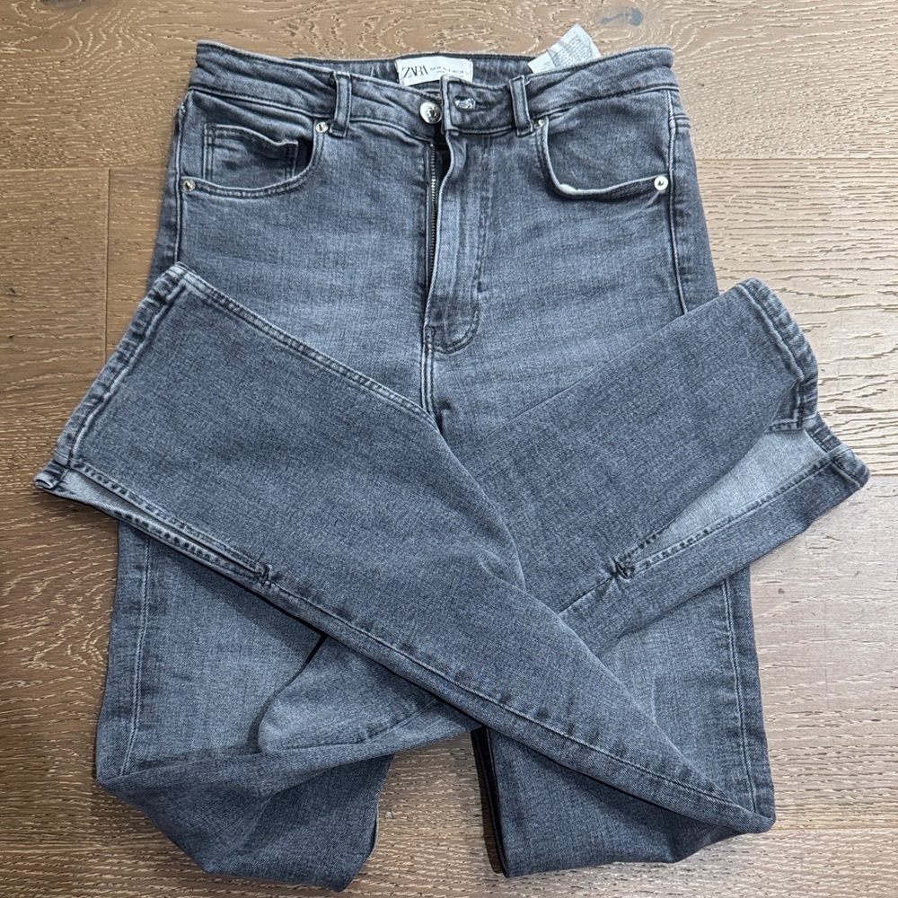 Zara High Rise Gray Wash Jeans Size 6 EUR 38